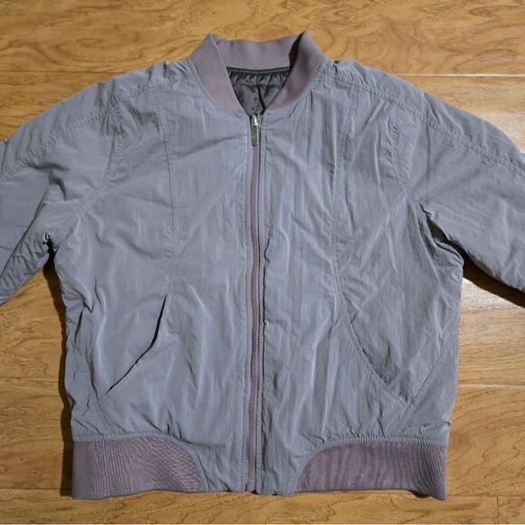 Lululemon Flip It & Reverse It Jacket Smoky Blush / Smoky Blush Size 12 - Picture 10 of 15